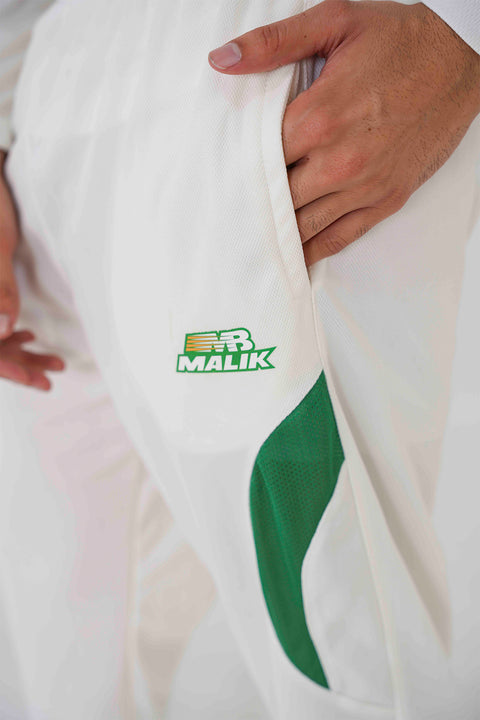 Champion Cricket Kit